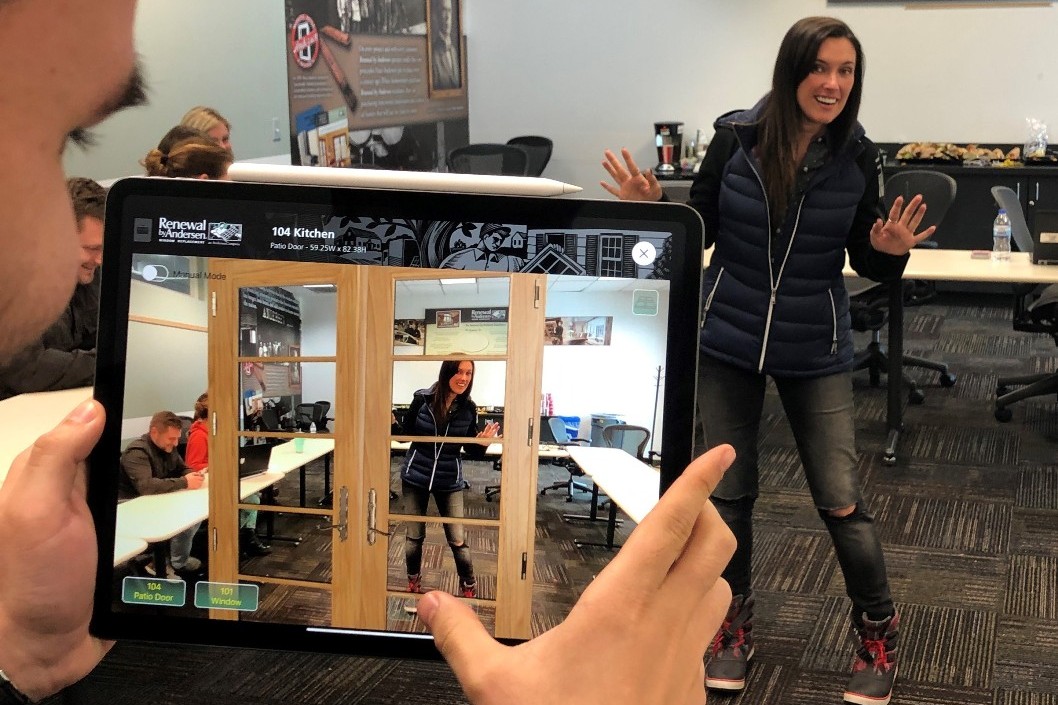 Laurie march tries out AR