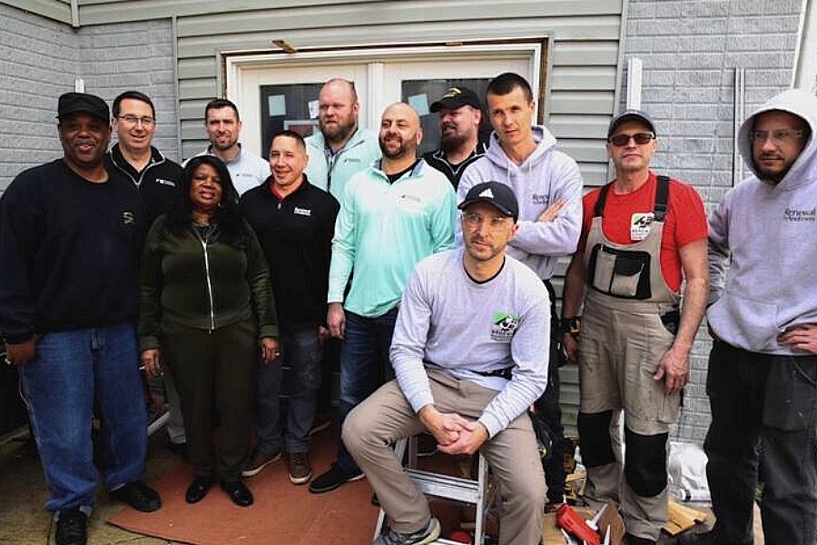 Renewal by Andersen of the Capital Region honors military family with special donation 